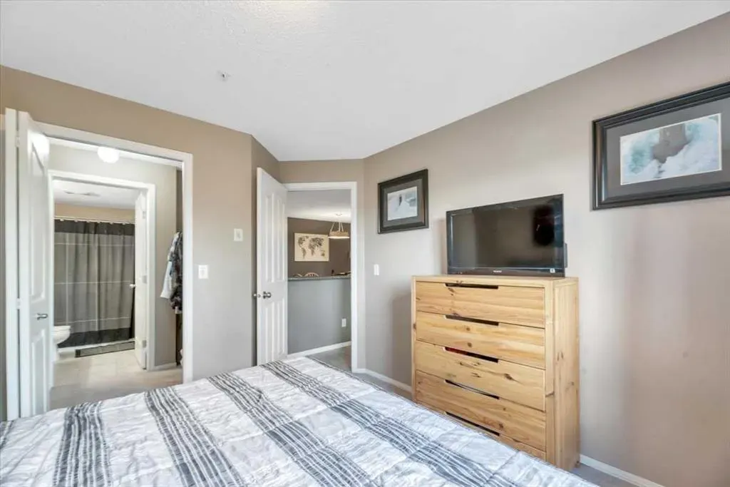 60 Panatella Street NW, #2308
