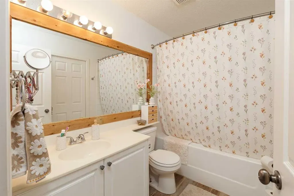 25 Chaparral Ridge Terrace SE