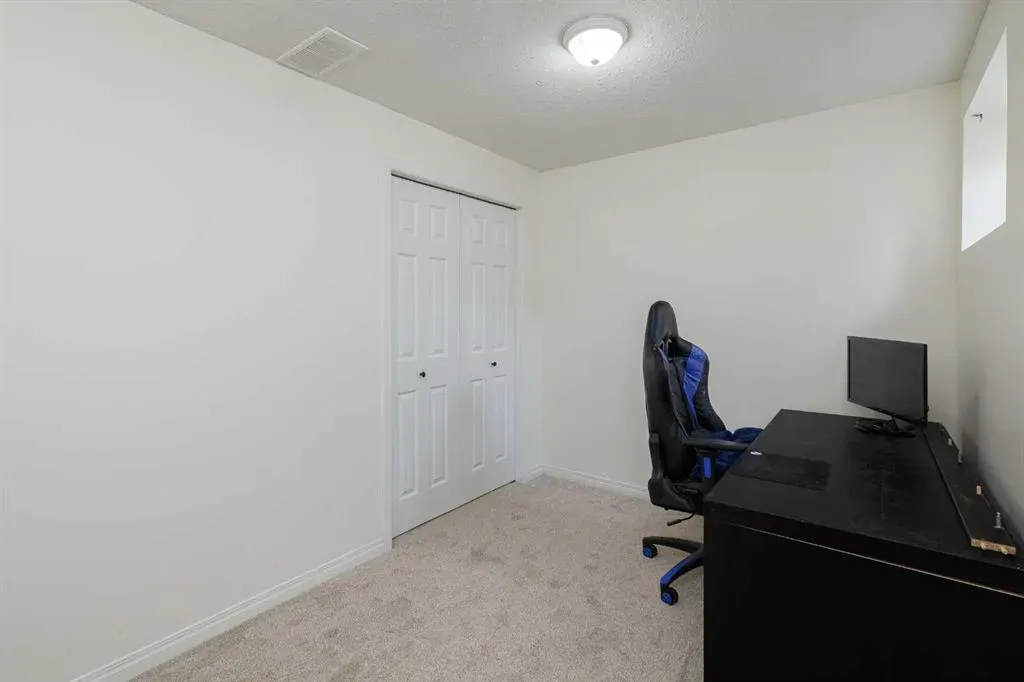 25 Chaparral Ridge Terrace SE