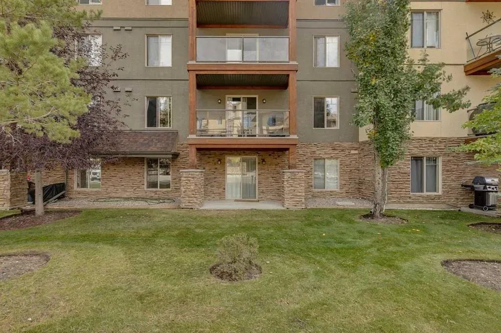 92 Crystal Shores Road, #2114