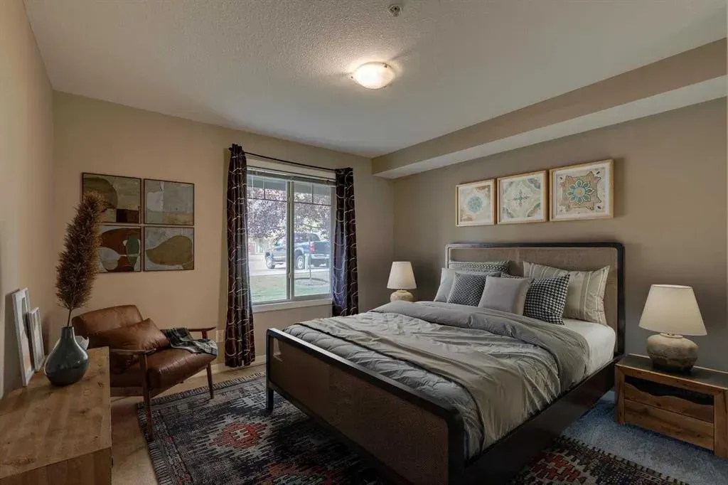 92 Crystal Shores Road, #2114