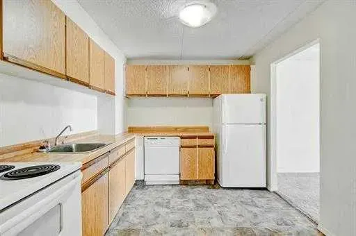 5204 Dalton Drive NW, #1105