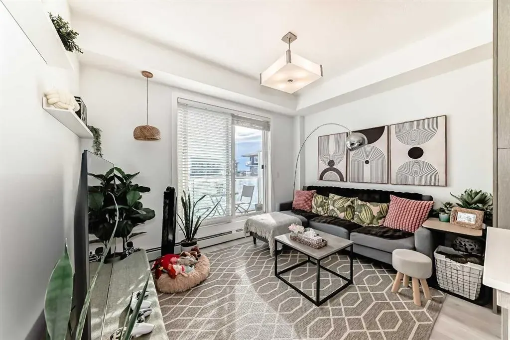76 Cornerstone Passage NE, #1328