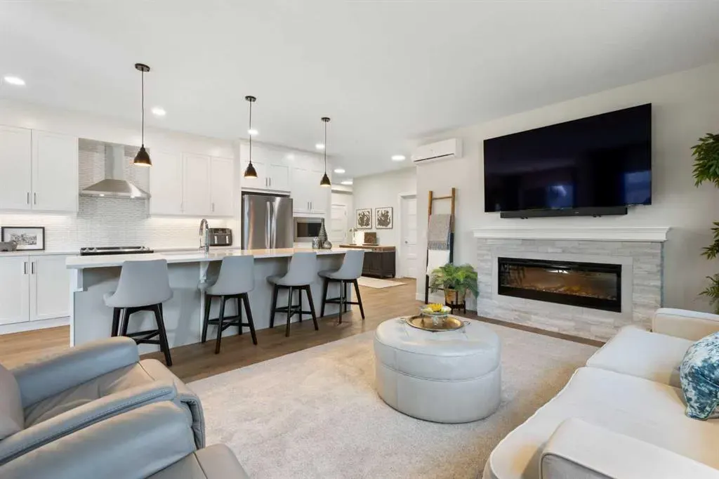 55 Wolf Hollow Crescent SE, #104