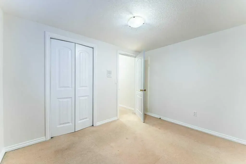 133 Tarawood Close NE
