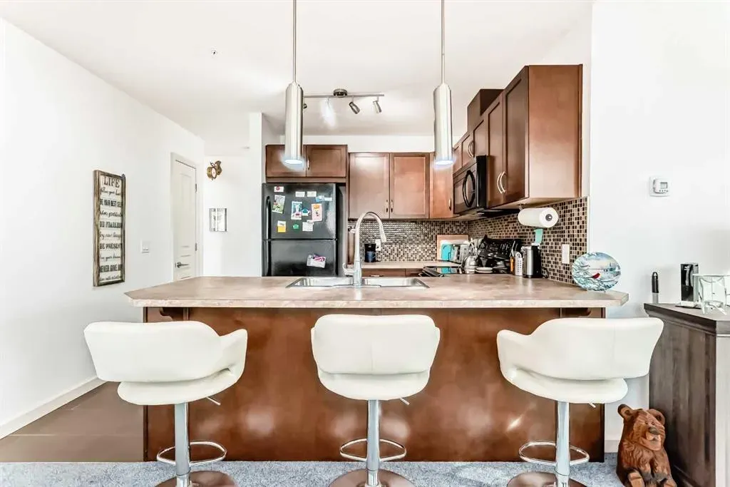 1320 1 Street SE, #904