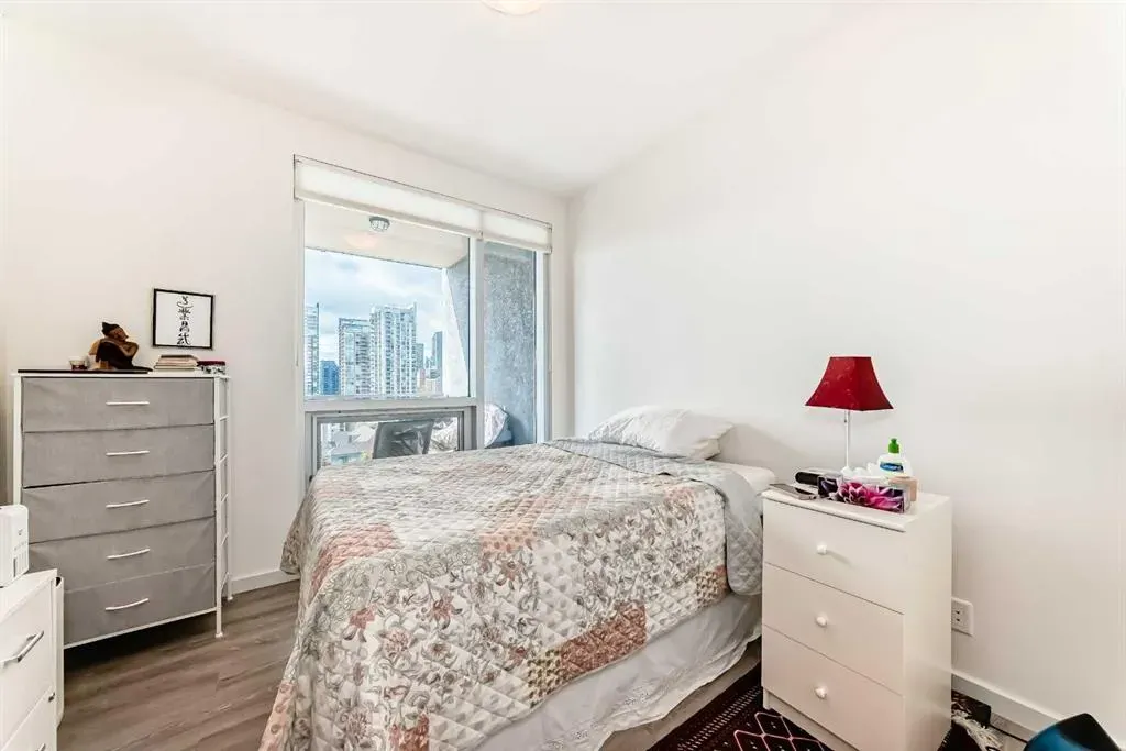 1320 1 Street SE, #904