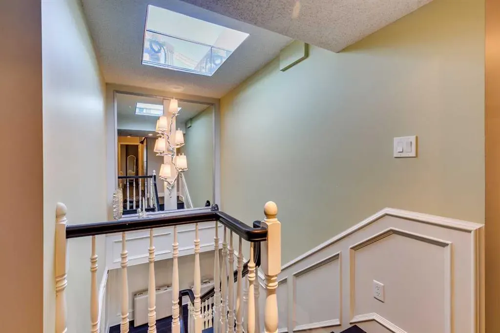 540 14 Avenue SW, #1440
