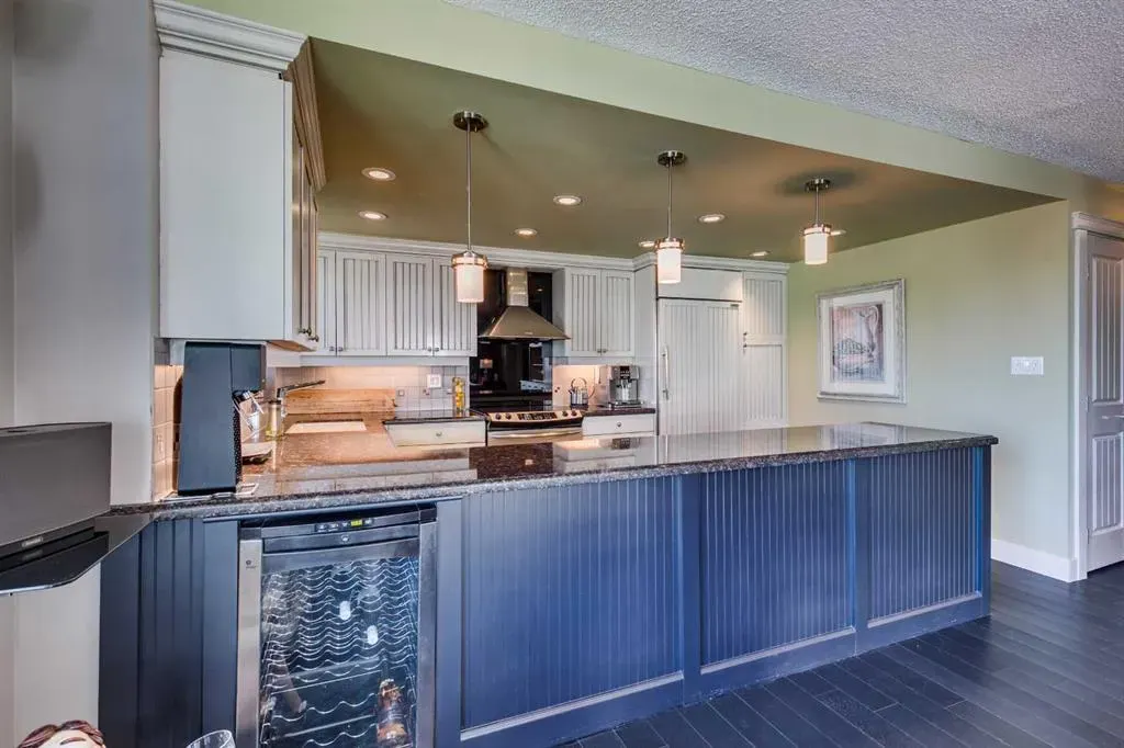 540 14 Avenue SW, #1440