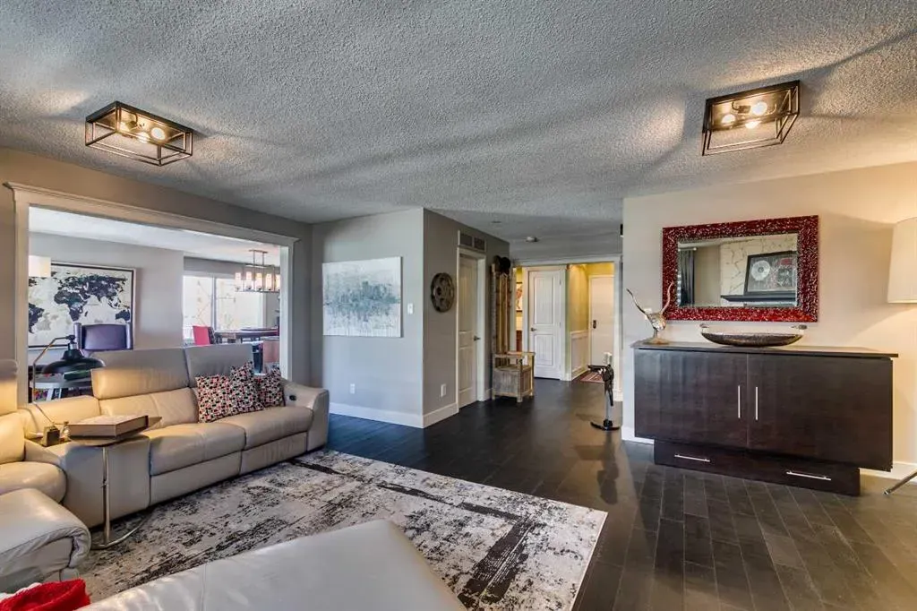 540 14 Avenue SW, #1440