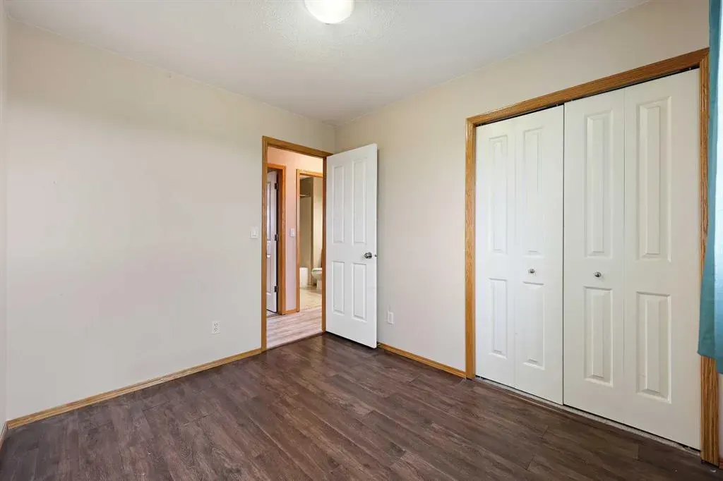 30 Meadowpark Place