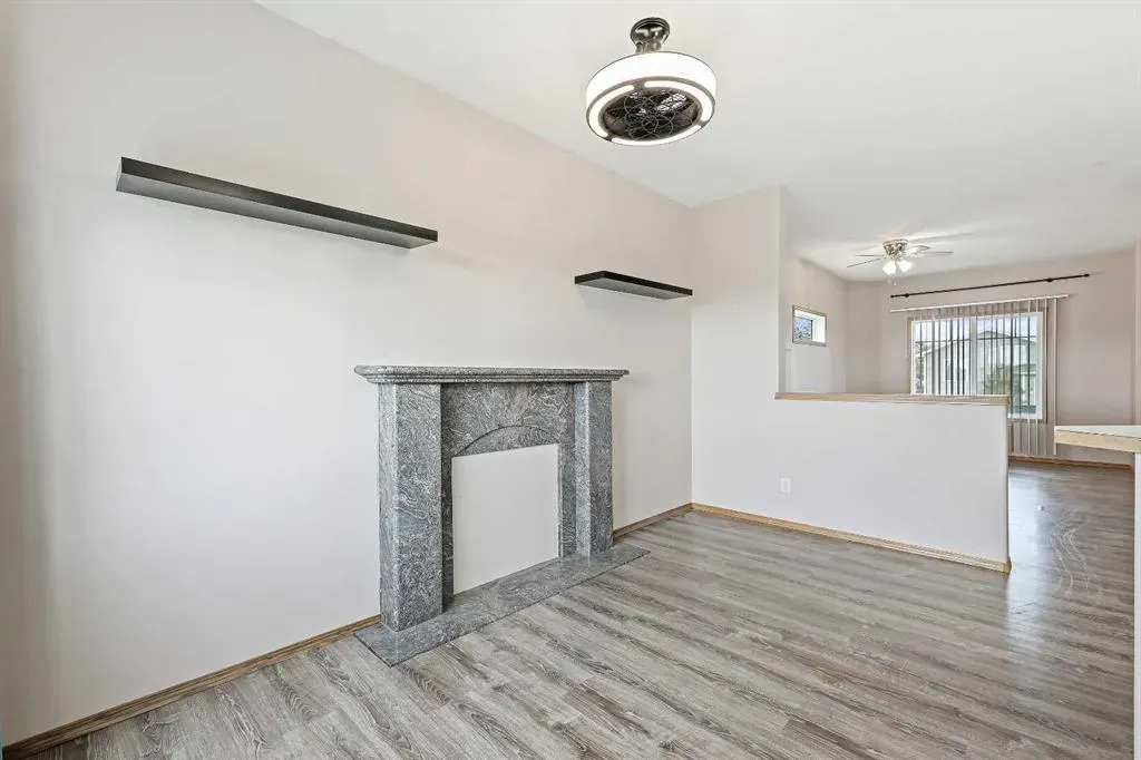 30 Meadowpark Place