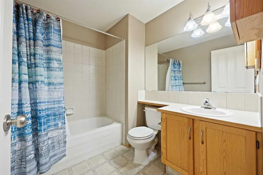 30 Meadowpark Place