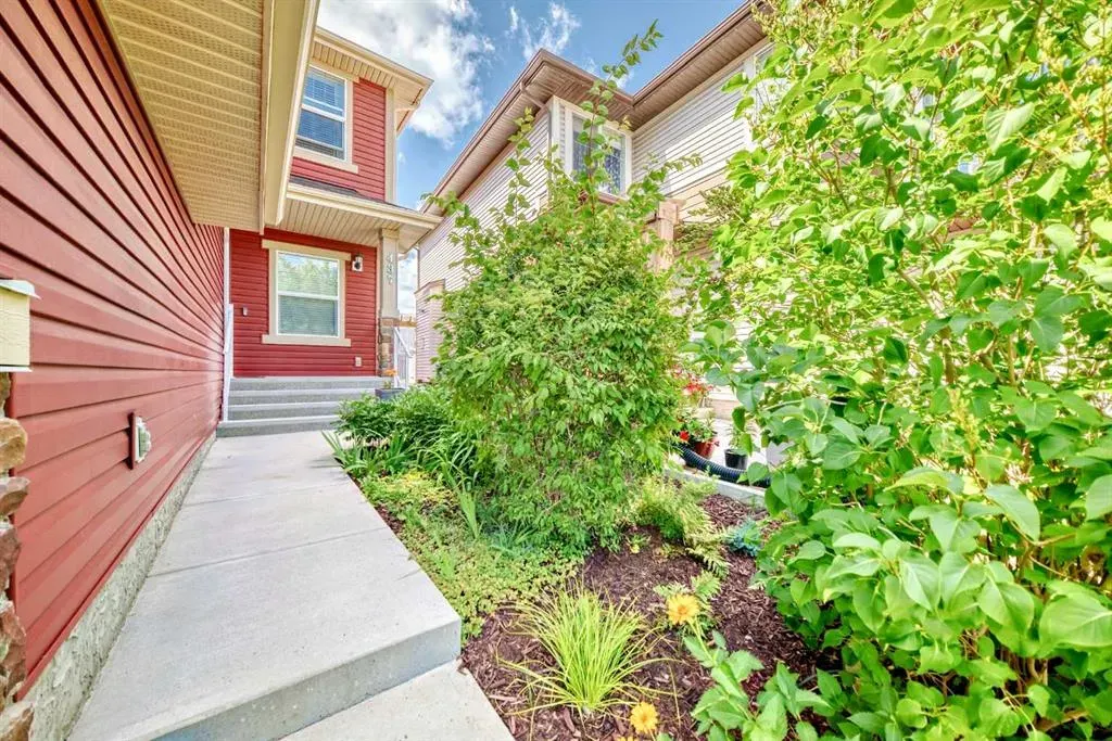 437 Auburn Bay Drive SE