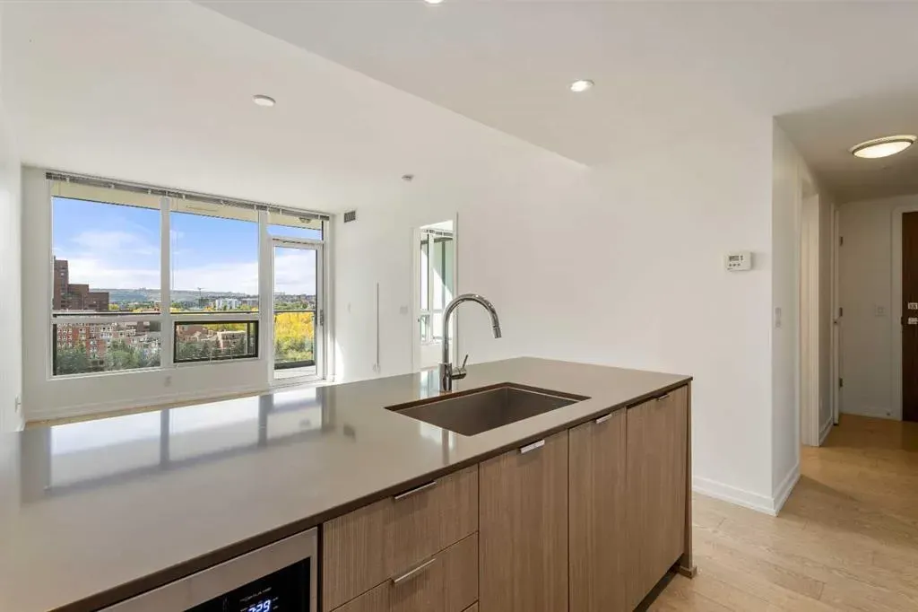 128 2 Street SW, #1205