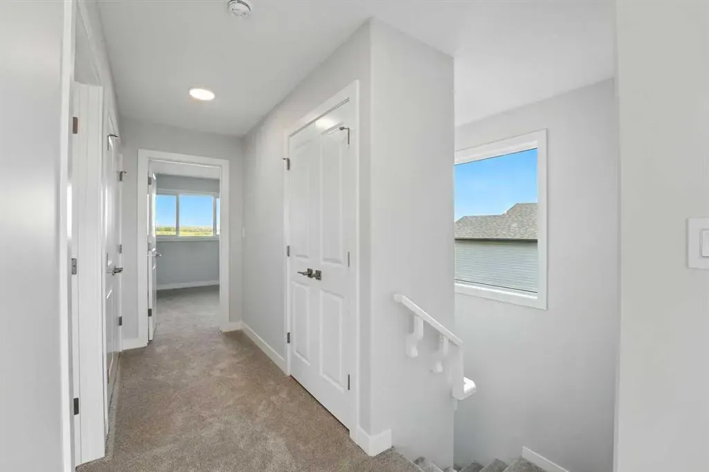 54 Vista Close