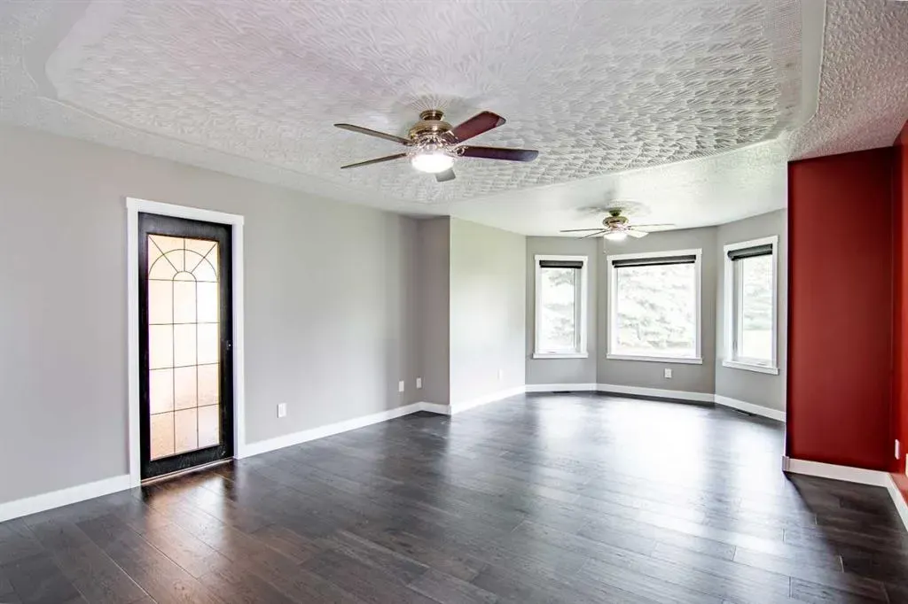 2 Grand Avenue