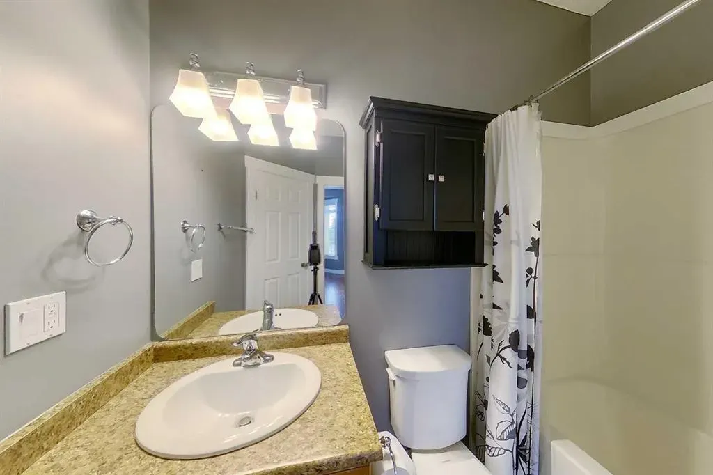 116 6 Avenue NE, #133
