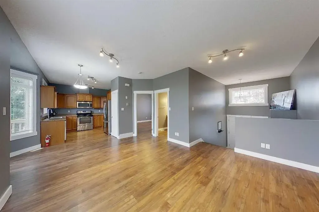116 6 Avenue NE, #133