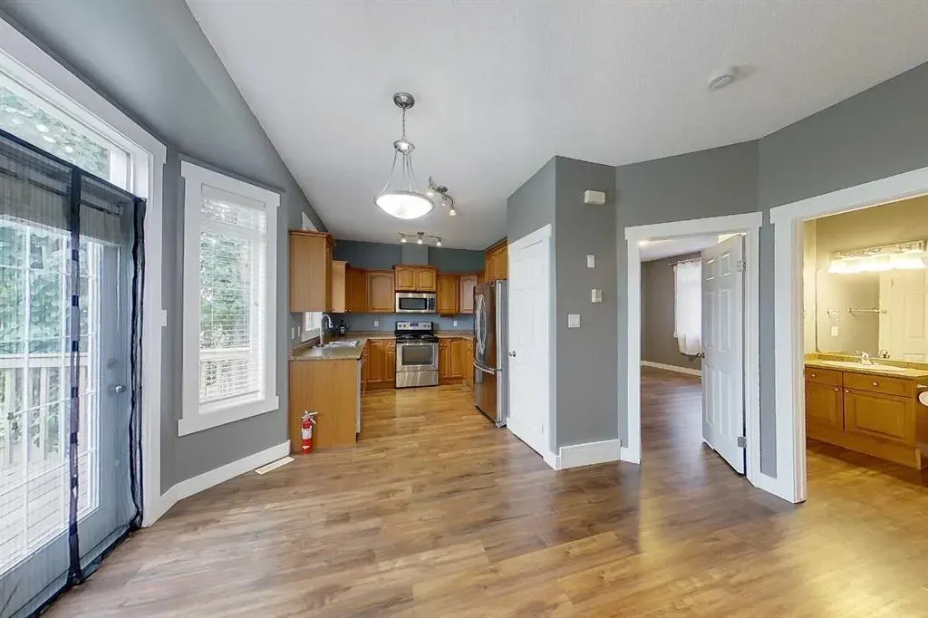 116 6 Avenue NE, #133