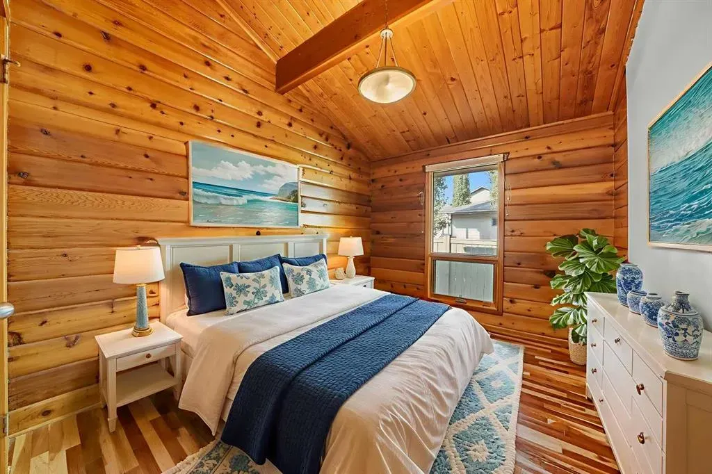 16 Rustic Crescent