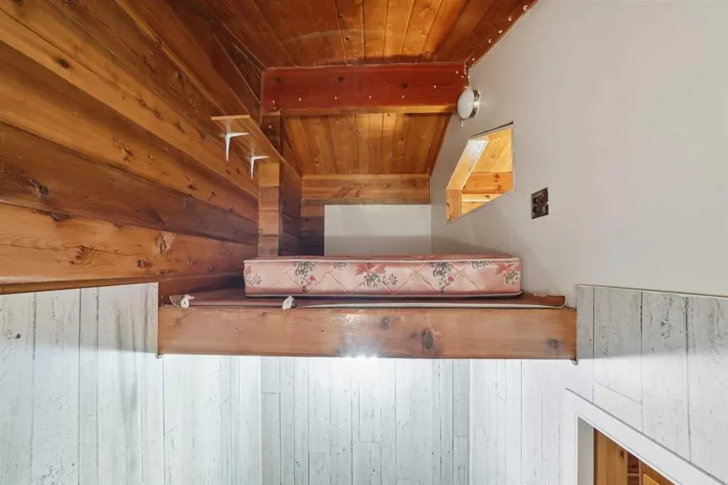 16 Rustic Crescent