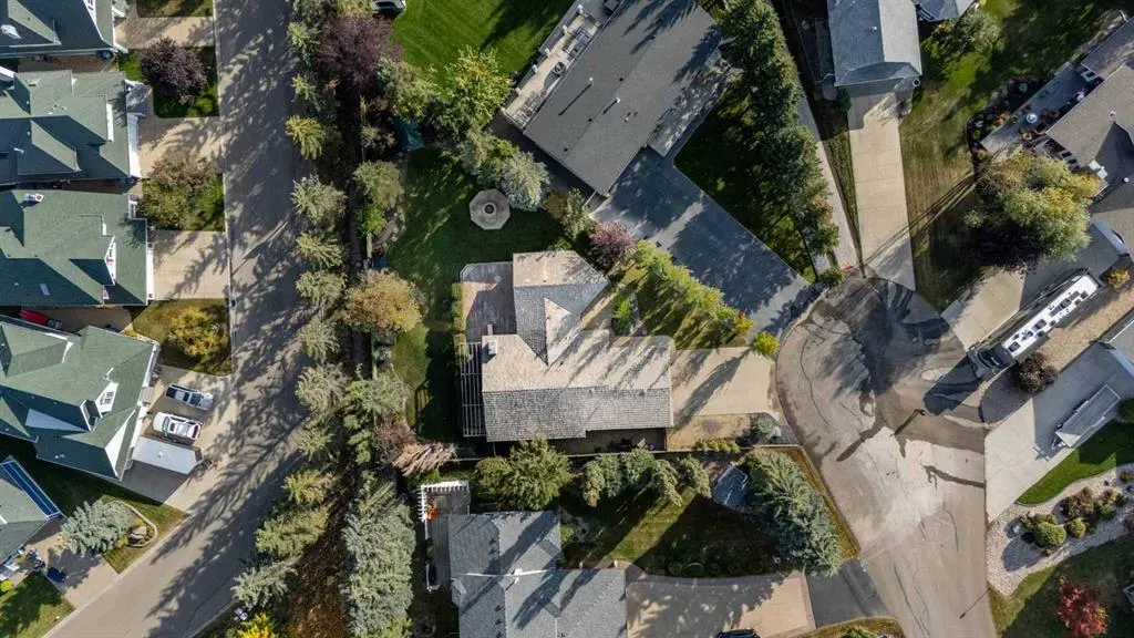 16 Rustic Crescent