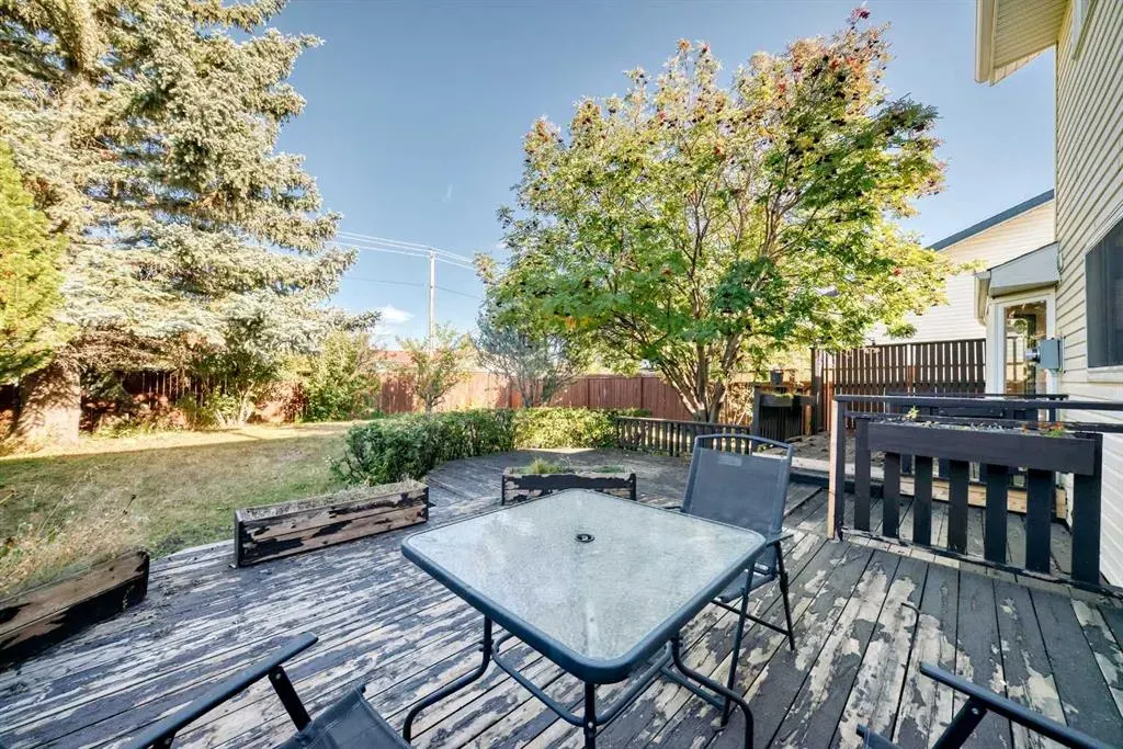 656 Woodbine Boulevard SW