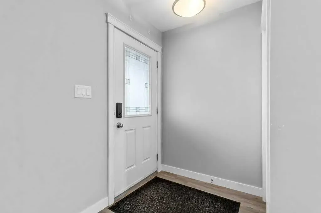 81 Willow Road, #106