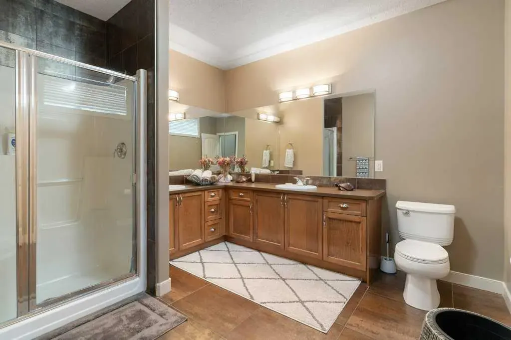 84 Panatella Manor NW