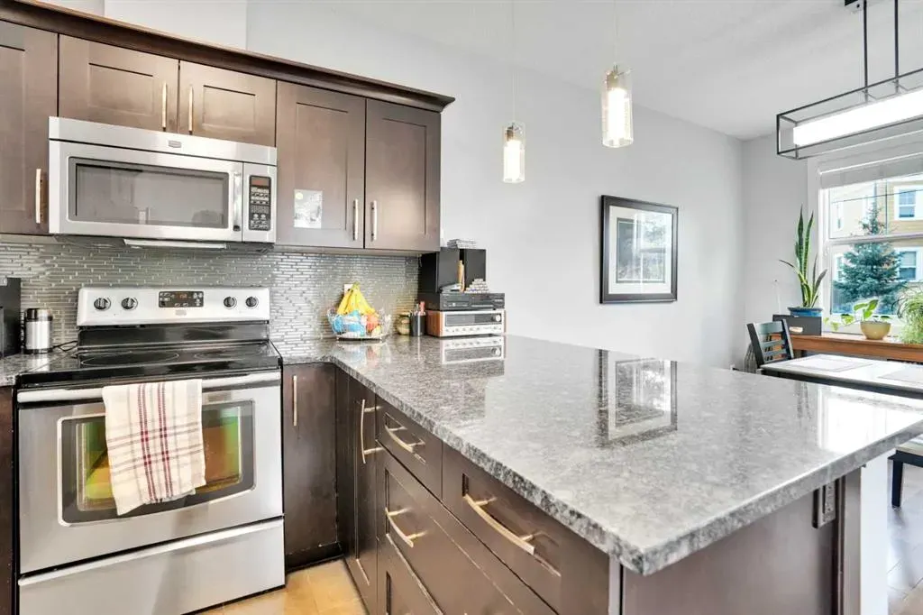 309 Evanston Square NW