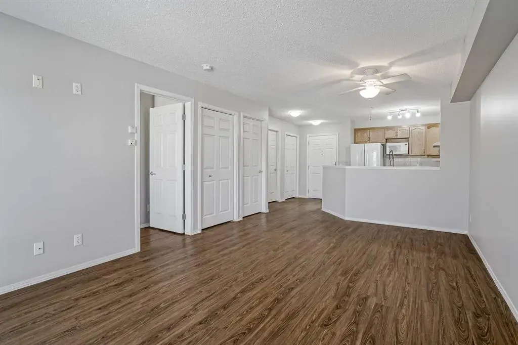 5200 44 Avenue NE, #2205