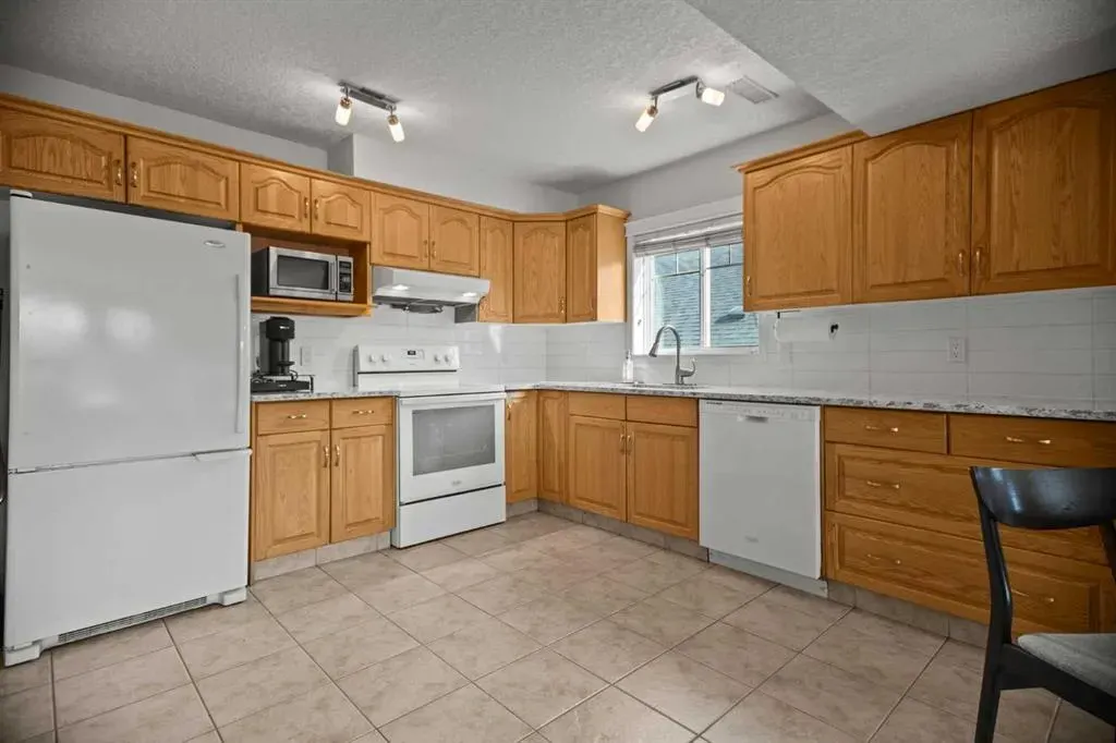 1608 12 Avenue SW, #304