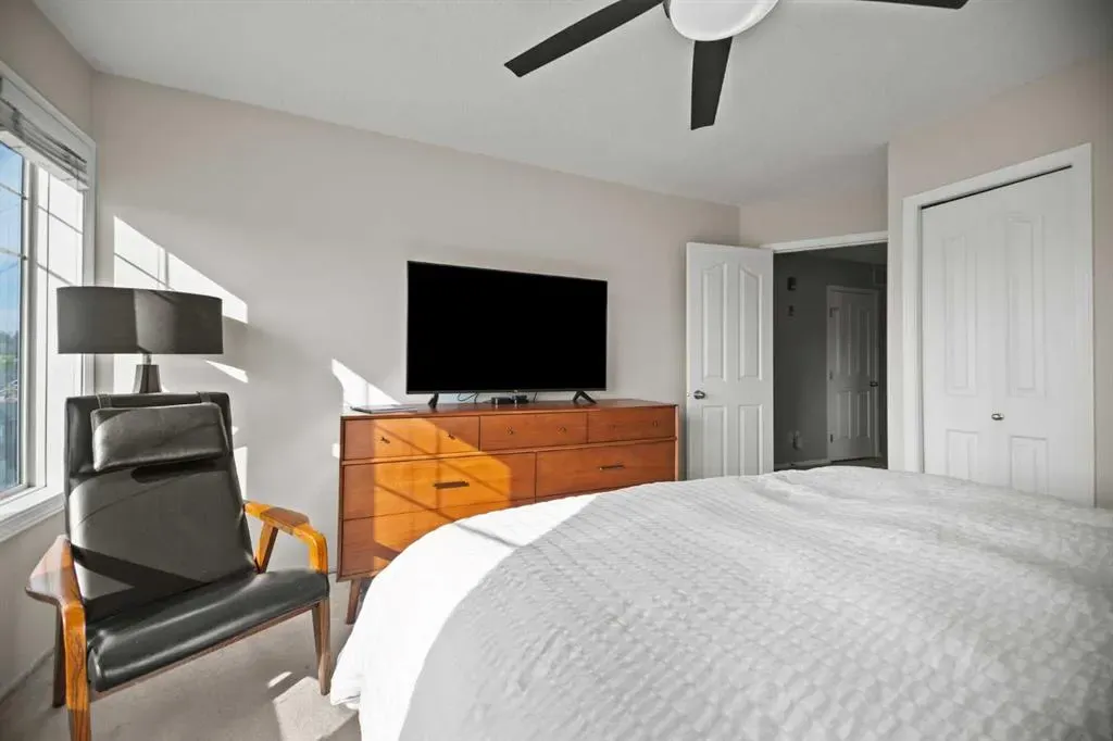 1608 12 Avenue SW, #304