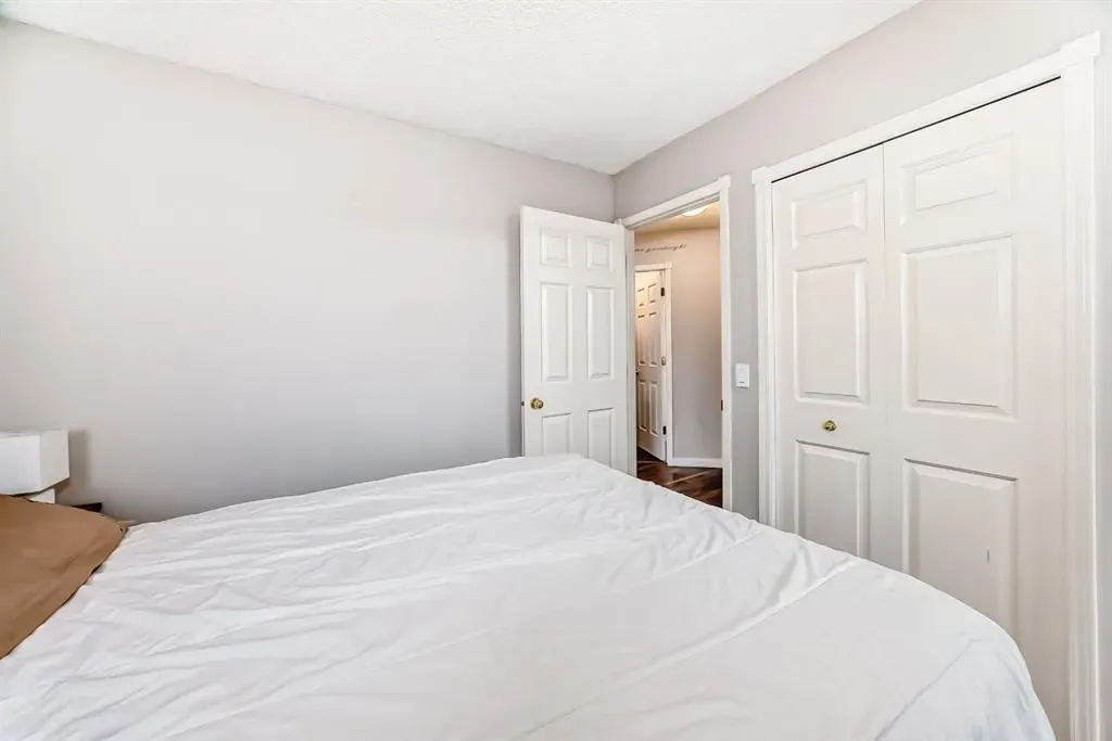 9747 Harvest Hills Link NE