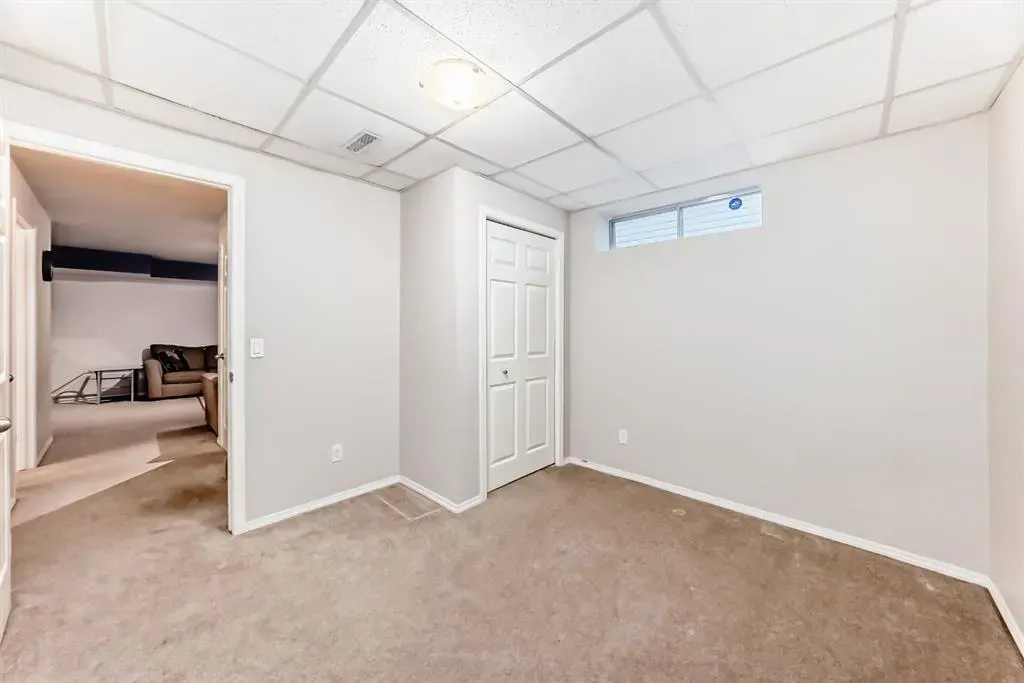 9747 Harvest Hills Link NE