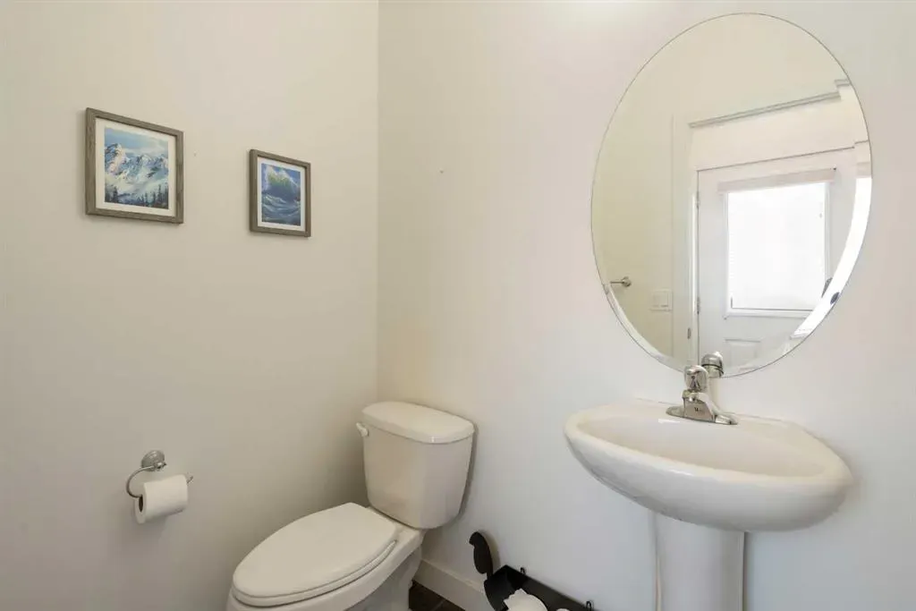 4709 17 Avenue NW, #2