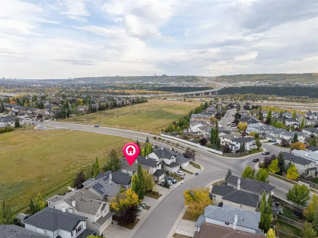 16 Tuscany Ravine Court NW