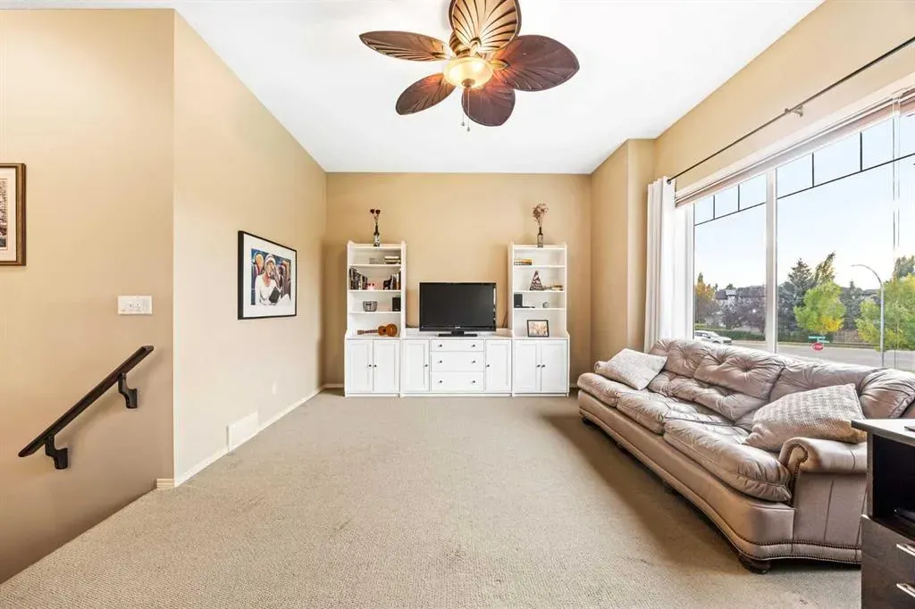 16 Tuscany Ravine Court NW