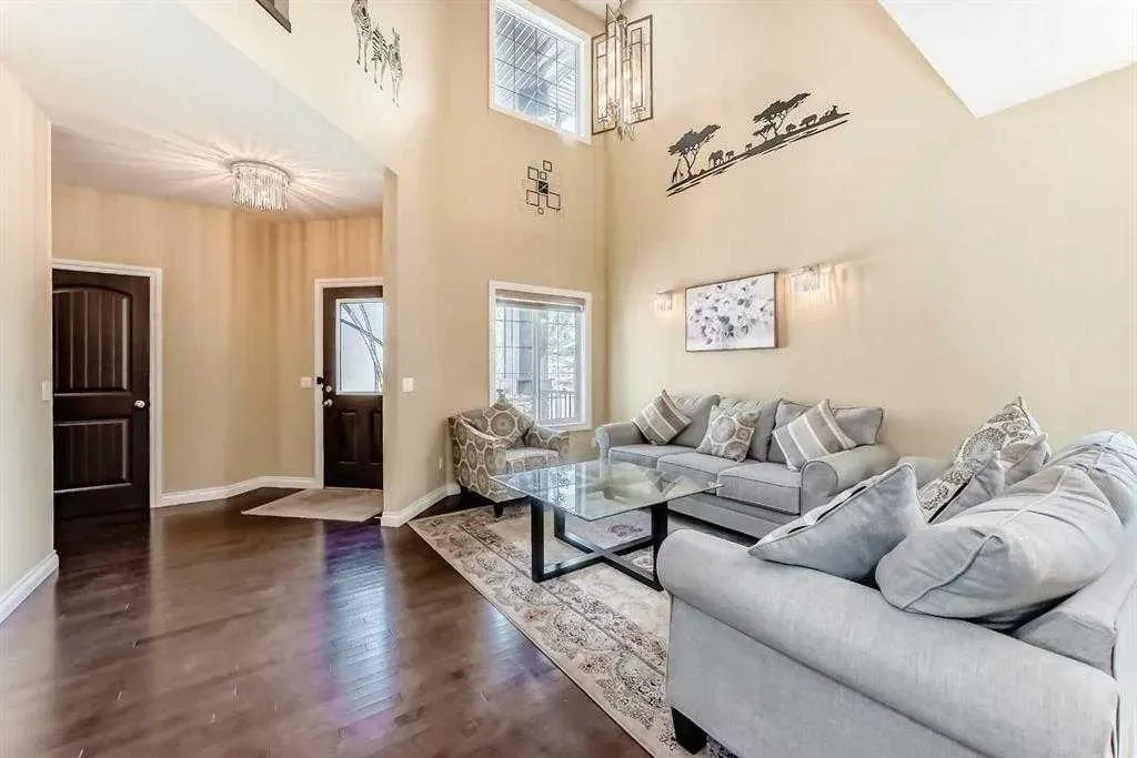 583 West Chestermere Drive