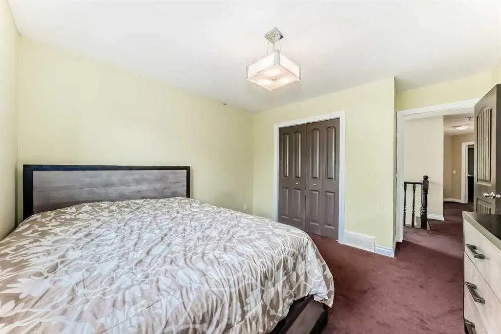 583 West Chestermere Drive