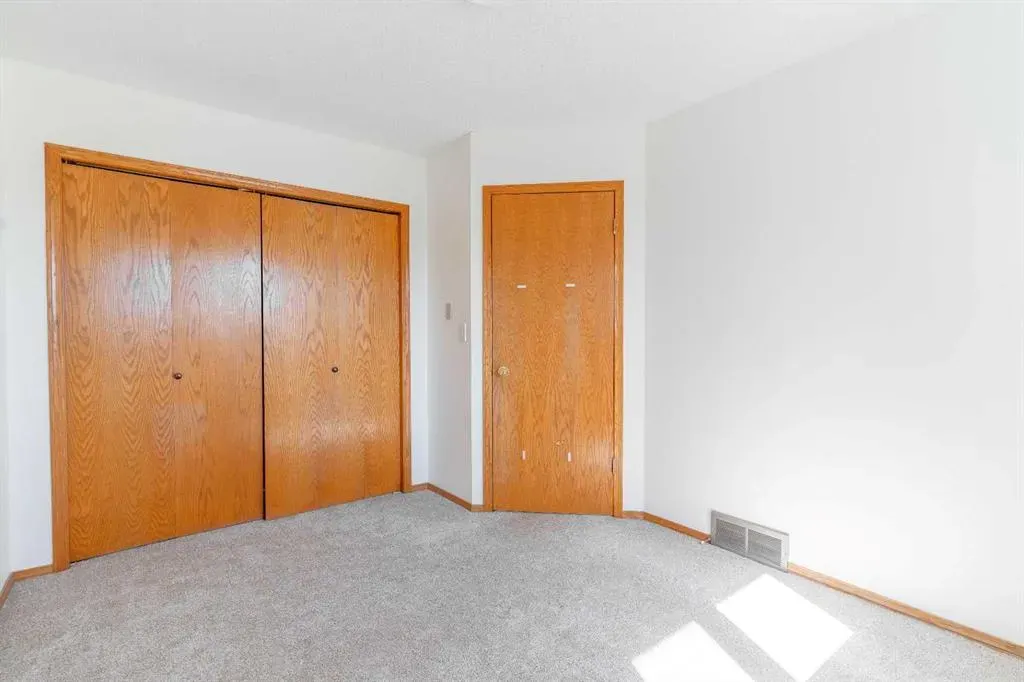 266 Edgepark Way NW