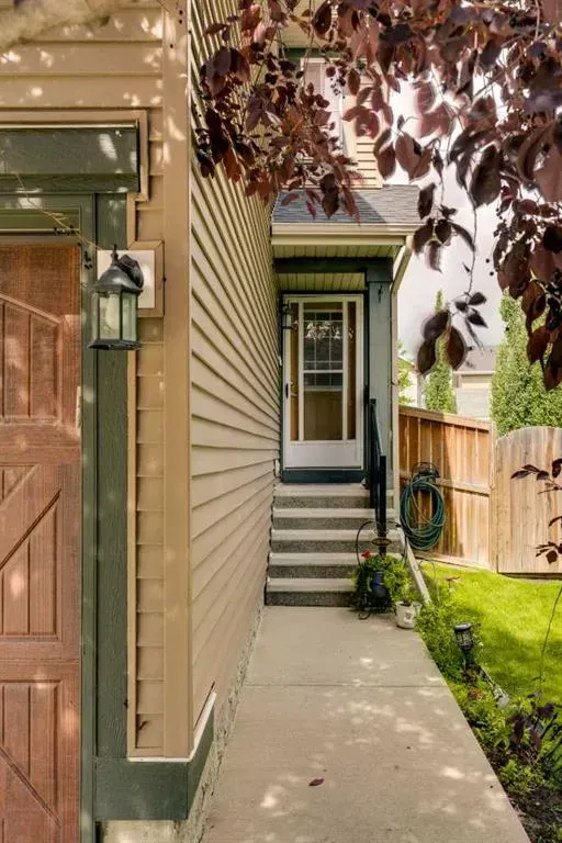 29 Sage Hill Court NW
