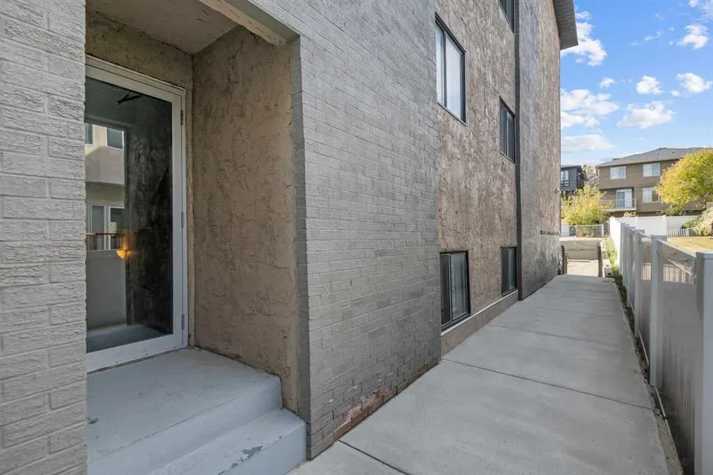 2407 17 Street SW, #6