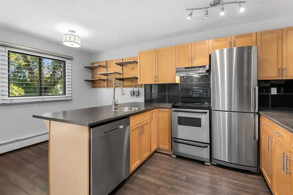 2407 17 Street SW, #6