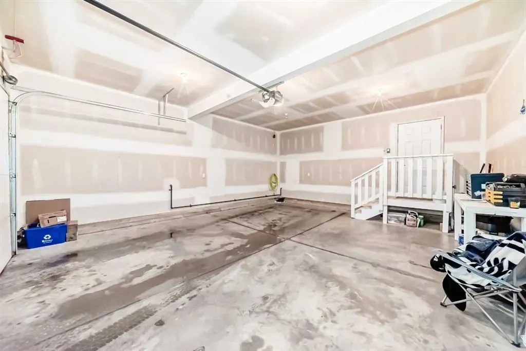 126 Viscount Drive
