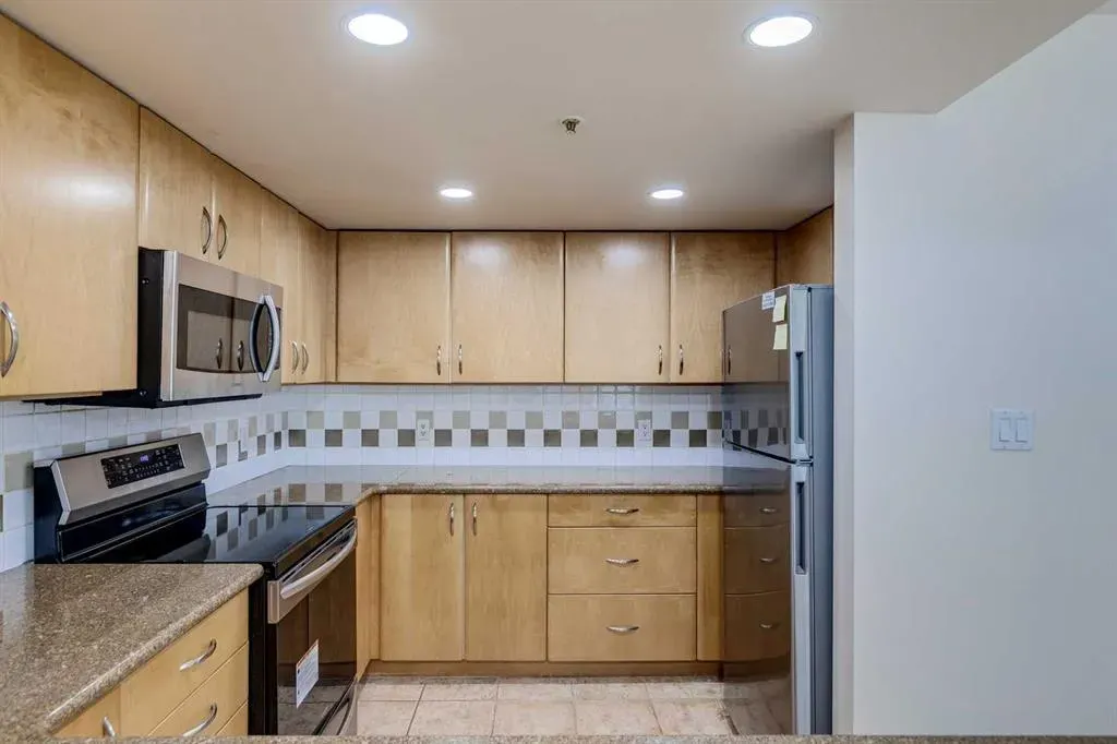 1108 6 Avenue SW, #209