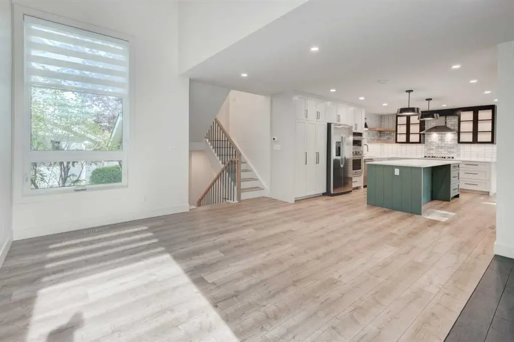 17 Millrise Lane SW