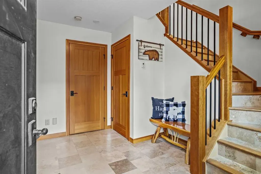 801 4th Street, #2