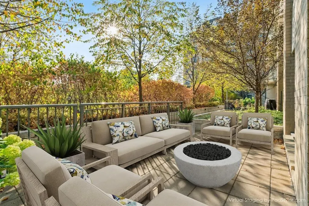 38 9 Street NE, #207